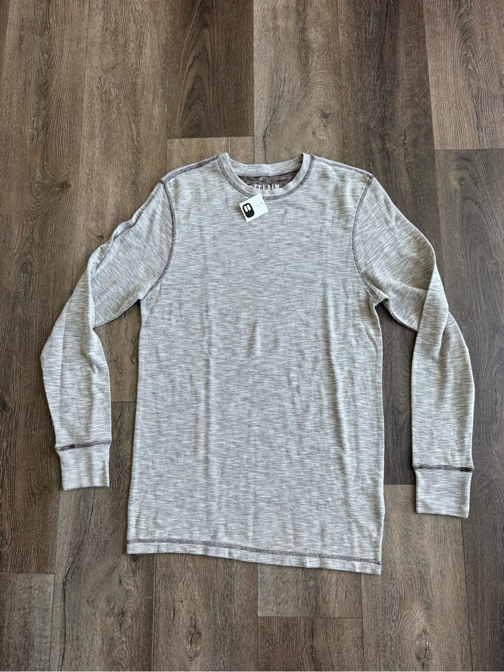 Reclaim Heather Gray Long Sleeve Crewneck Top Men’s Size Medium new with tags